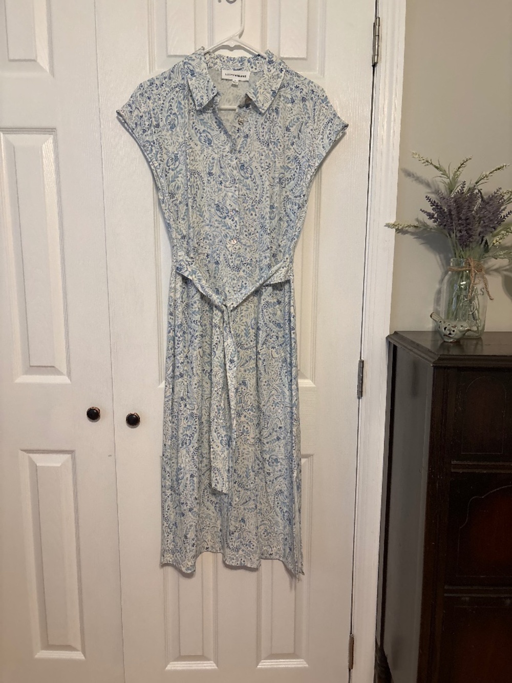 Lucky brand sleeveless midi dress. M